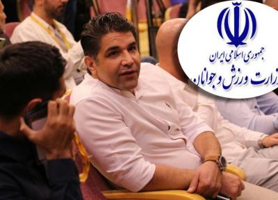 قربانی: وزارت ورزش صورت مساله را پاک کرد، دلالی در جابجایی فوتبال ایران وجود دارد