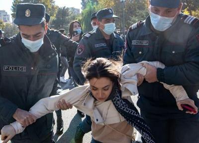 پلیس ارمنستان با مخالفان توافق قره باغ درگیر شد