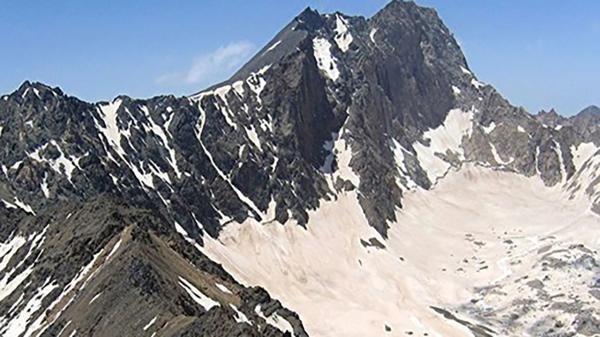 عملیات جست و جوی مفقود شدگان در ارتفاعات دماوند متوقف شد