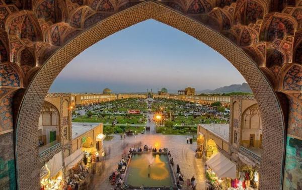 چگونه مقرون به صرفه به اصفهان سفر کنیم؟